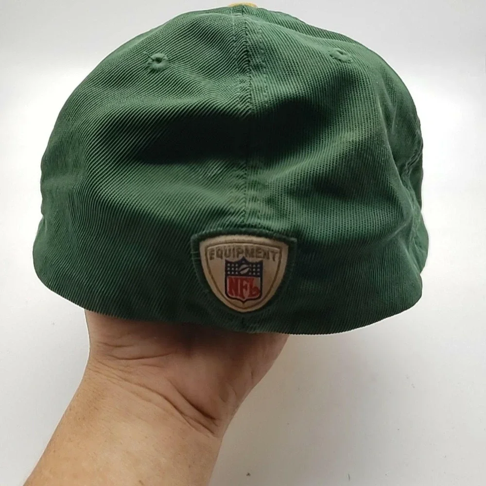 Green Bay Packers Hat Cap Fitted Mens One Size Green NFL Football Reebok